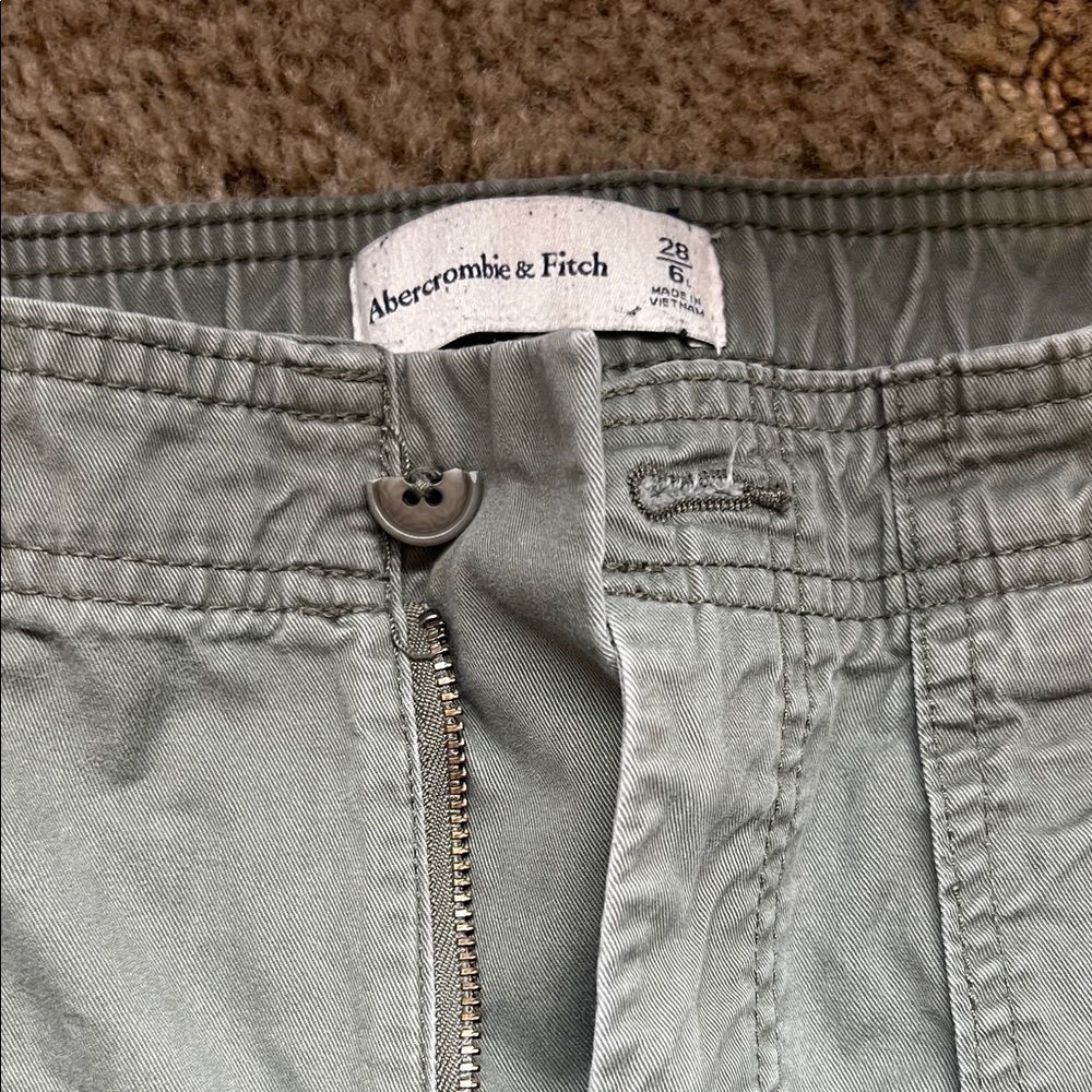 Abercrombie Light Sage Cargo Pants with Side Pockets- long inseam - Picture 2 of 2